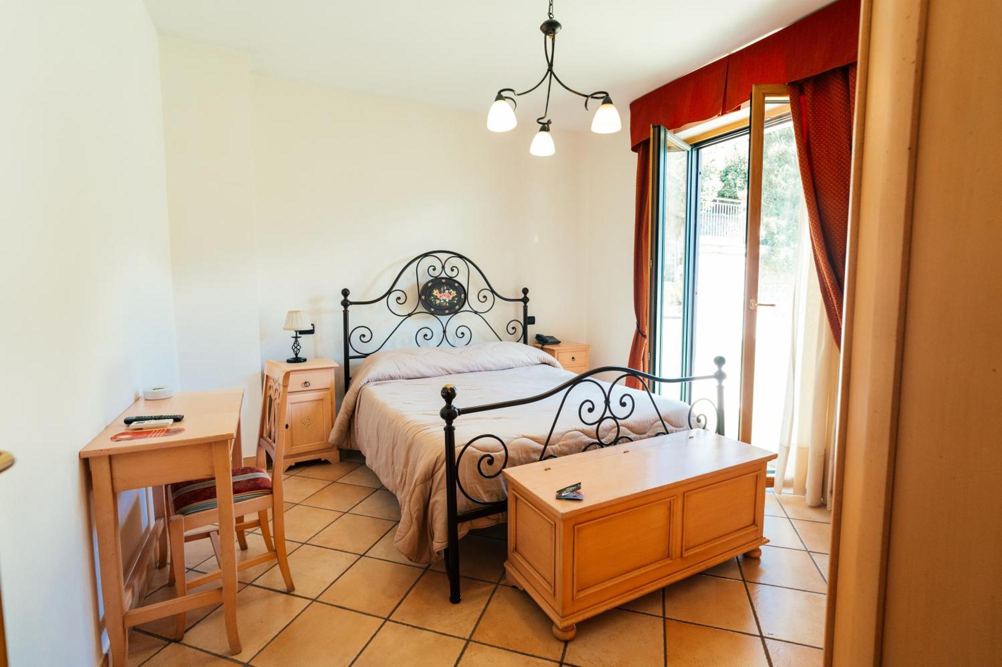 Villa Al Rifugio Cava deʼ Tirreni Esterno foto
