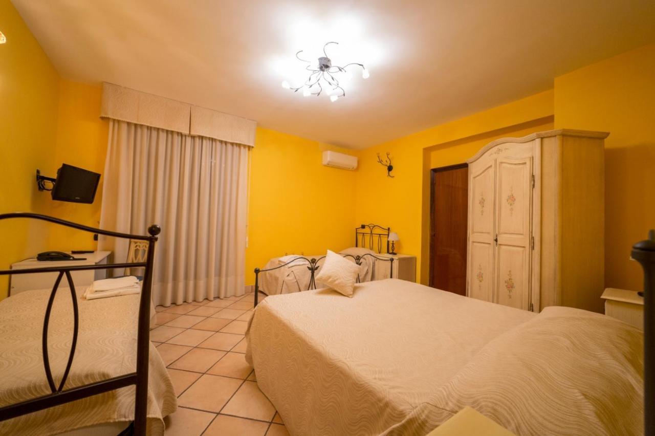 Villa Al Rifugio Cava deʼ Tirreni Esterno foto