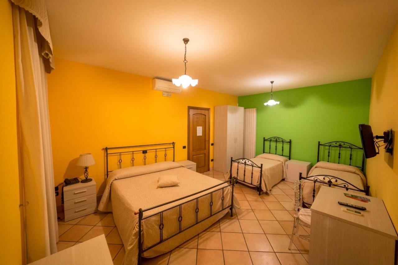 Villa Al Rifugio Cava deʼ Tirreni Esterno foto
