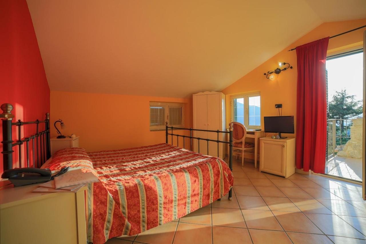 Villa Al Rifugio Cava deʼ Tirreni Esterno foto